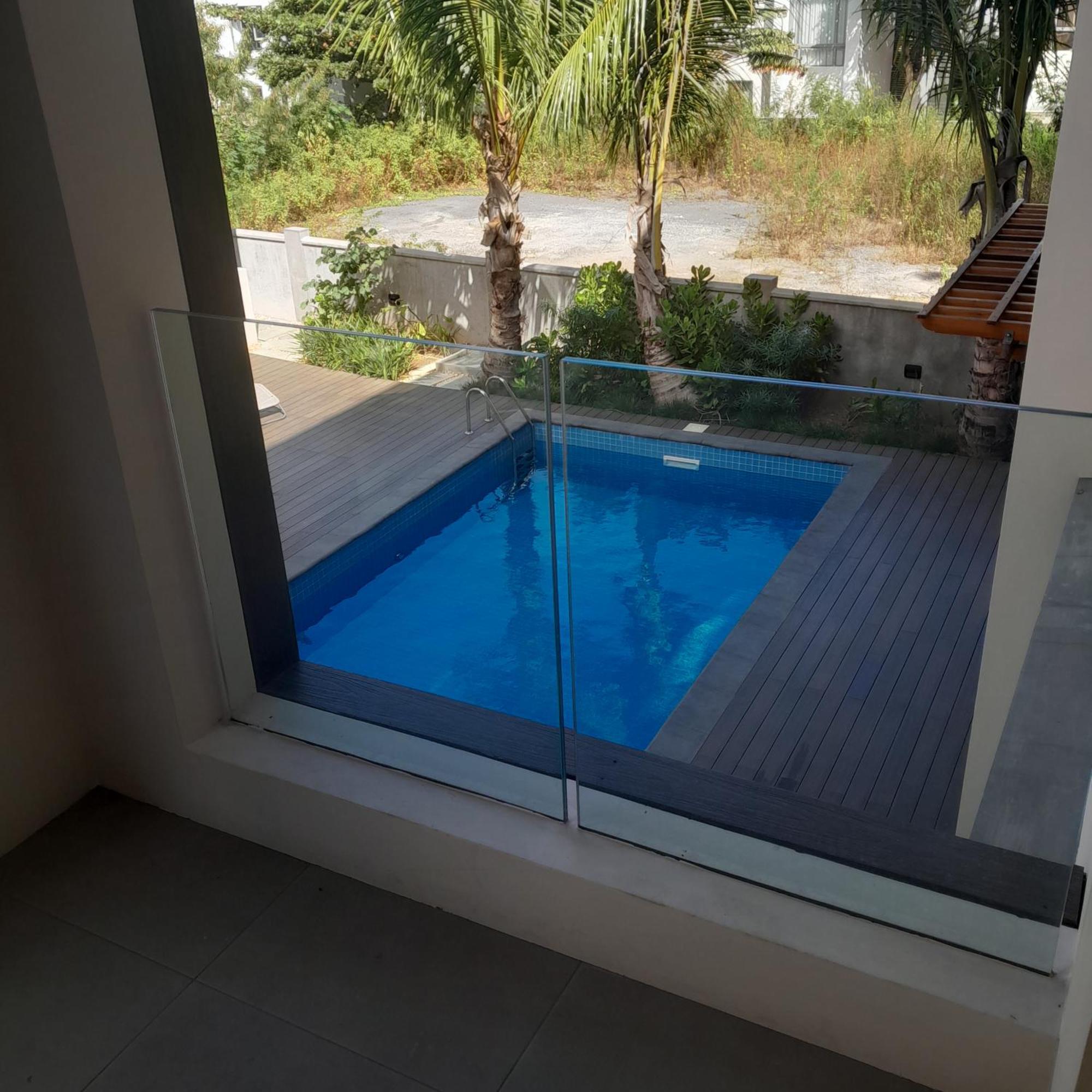 Joli Appartement Neuf, Route Cotiere กรองด์เบย์ ภายนอก รูปภาพ