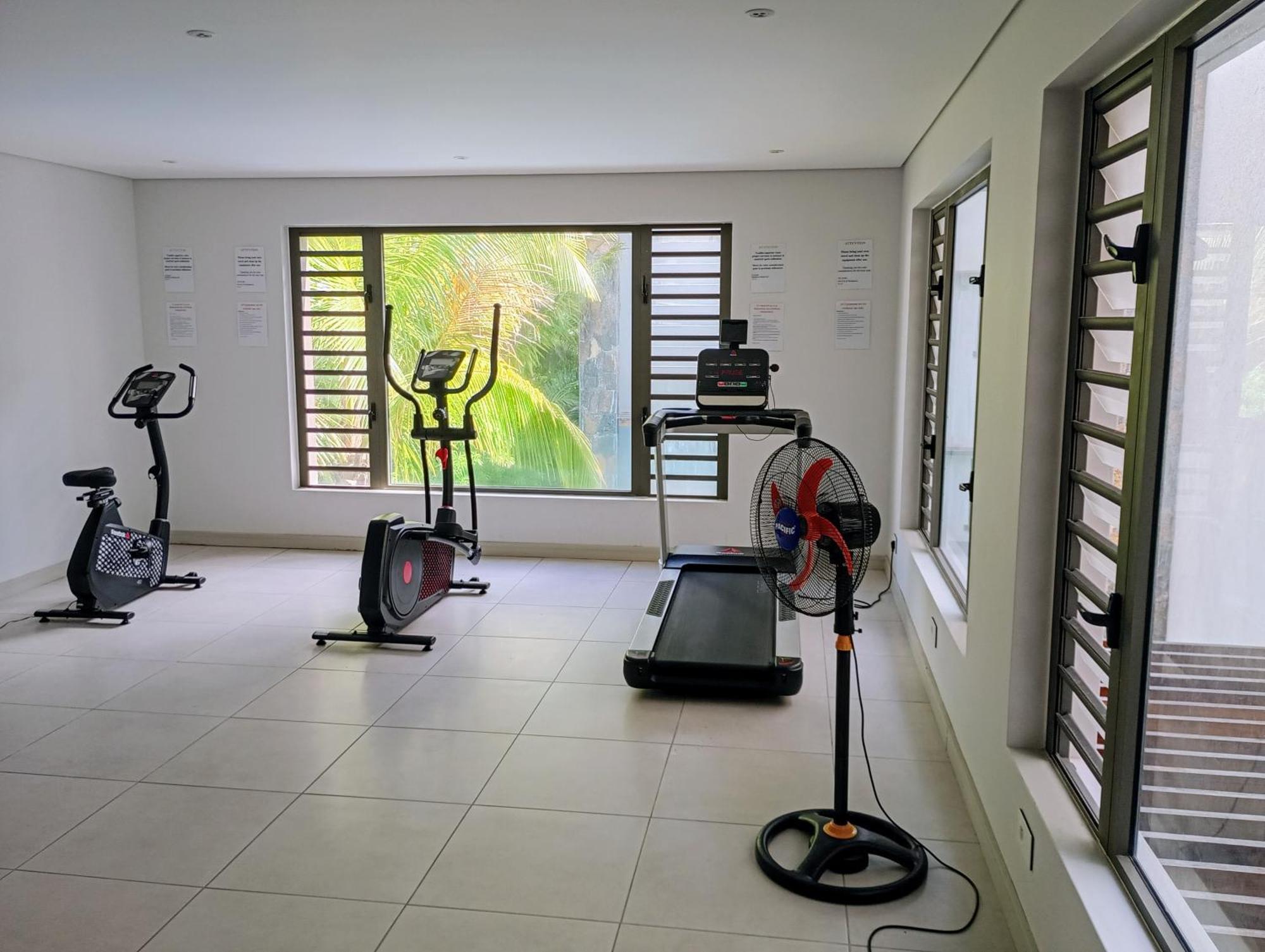 Joli Appartement Neuf, Route Cotiere กรองด์เบย์ ภายนอก รูปภาพ